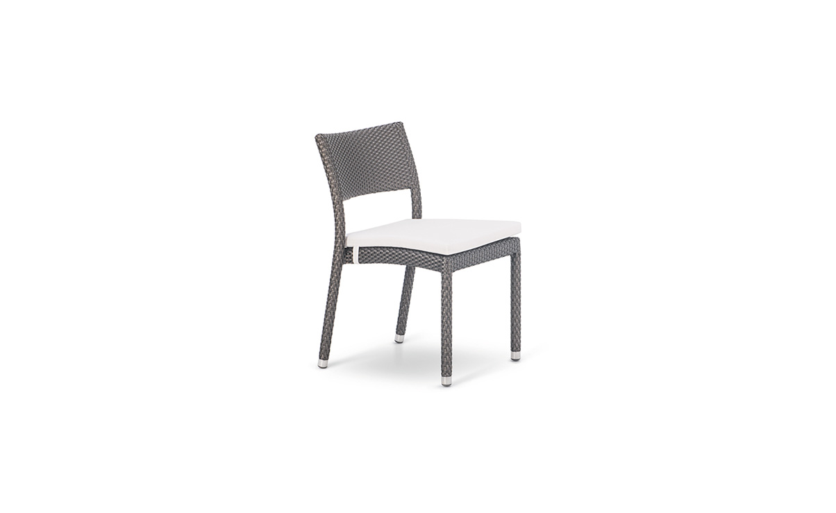 OHMM Outdoor Flo Side Chair With Cushion