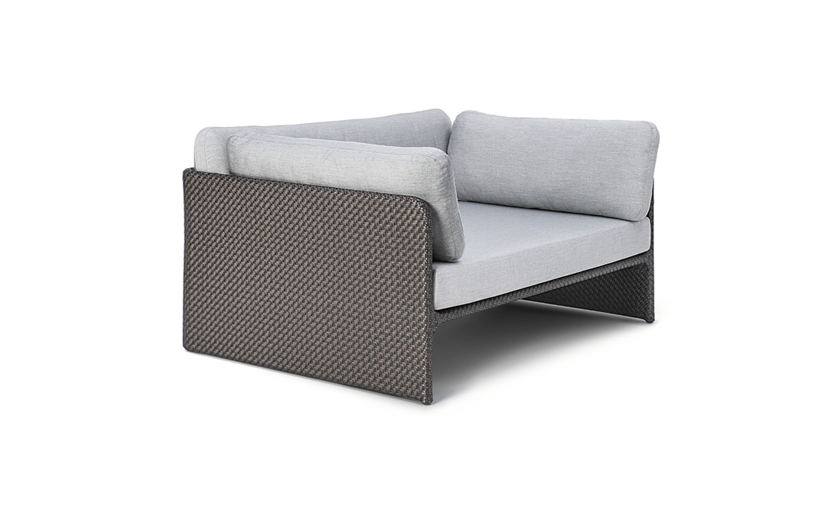 ohmm-horizon-collection-outdoor-day-bed-small