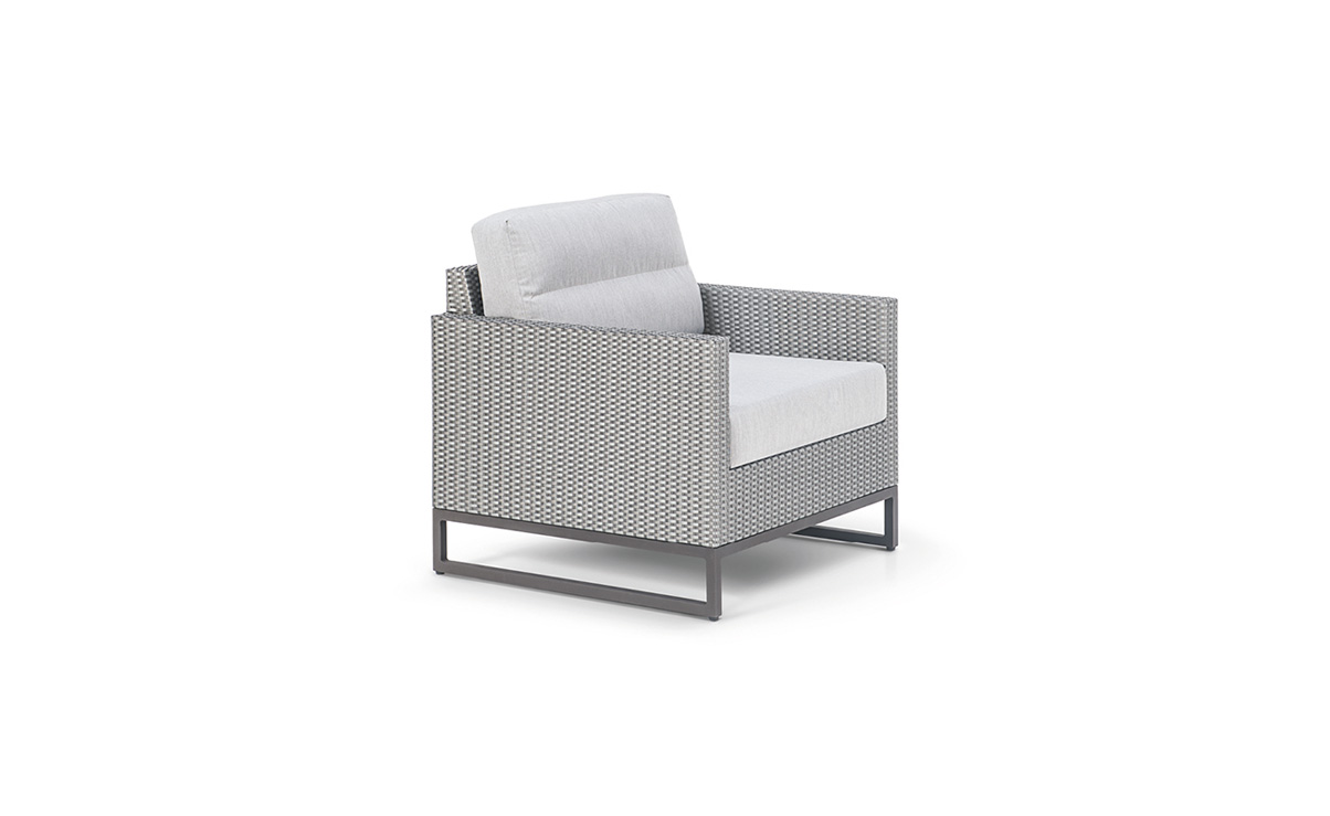 ohmm-mantra-collection-outdoor-lounge-chair