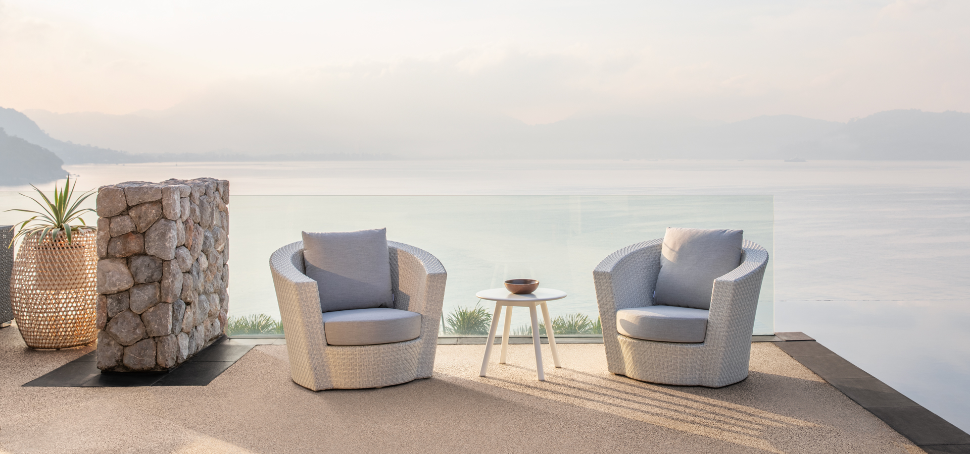 ohmm-cala-collection-outdoor-lounge-furniture