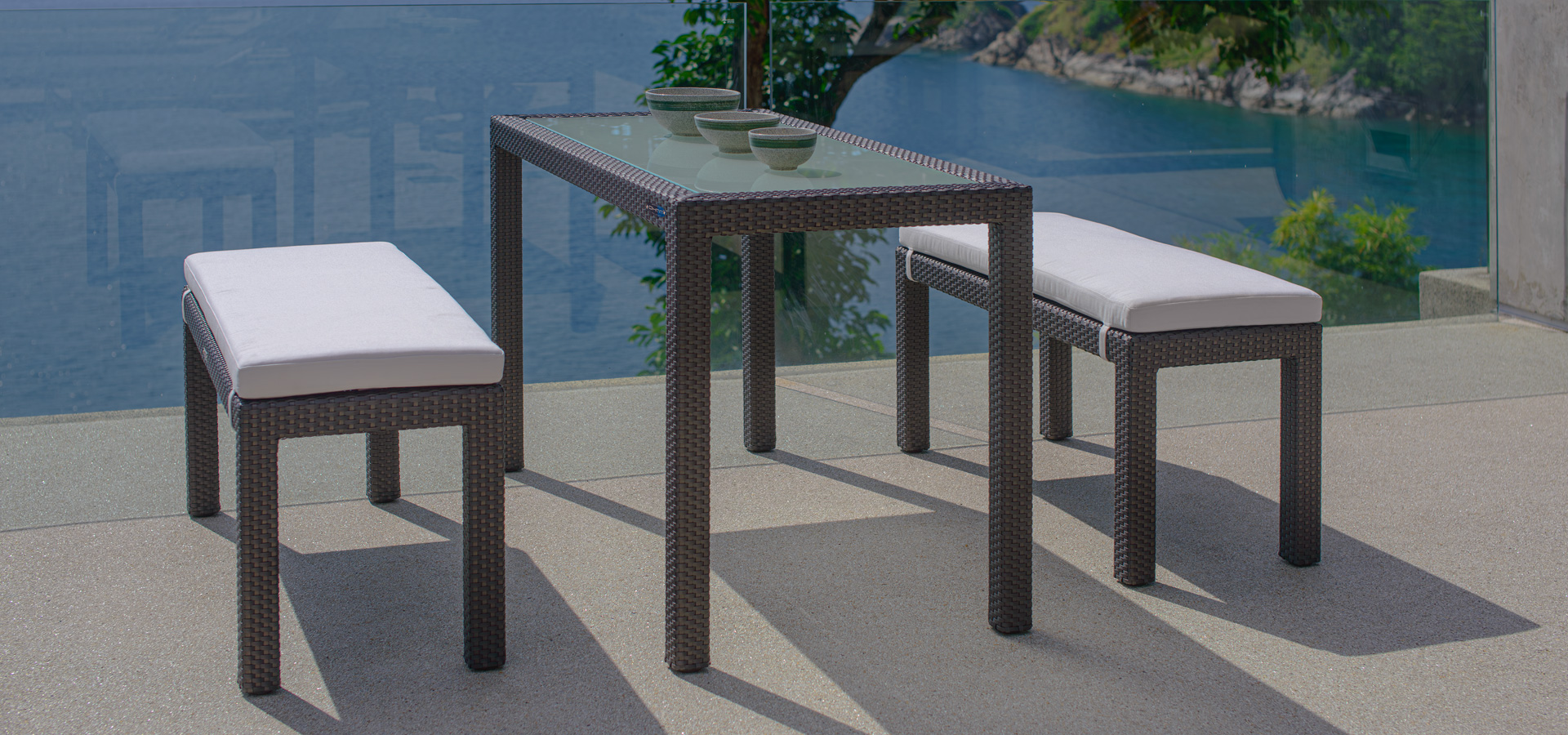 ohmm-linear-collection-outdoor-table-and-benches