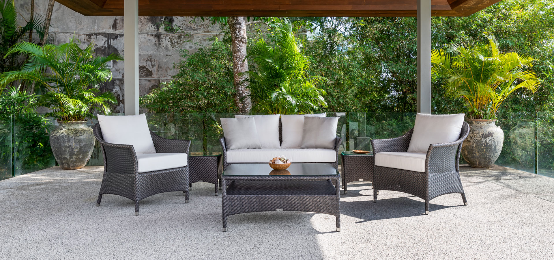ohmm-veranda-outdoor-lounge-furniture